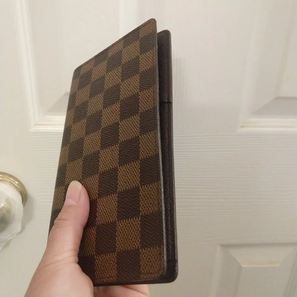 Louis Vuitton price firm